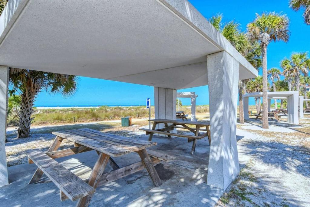 Canal 309 - Right In Siesta Key Village! מראה חיצוני תמונה