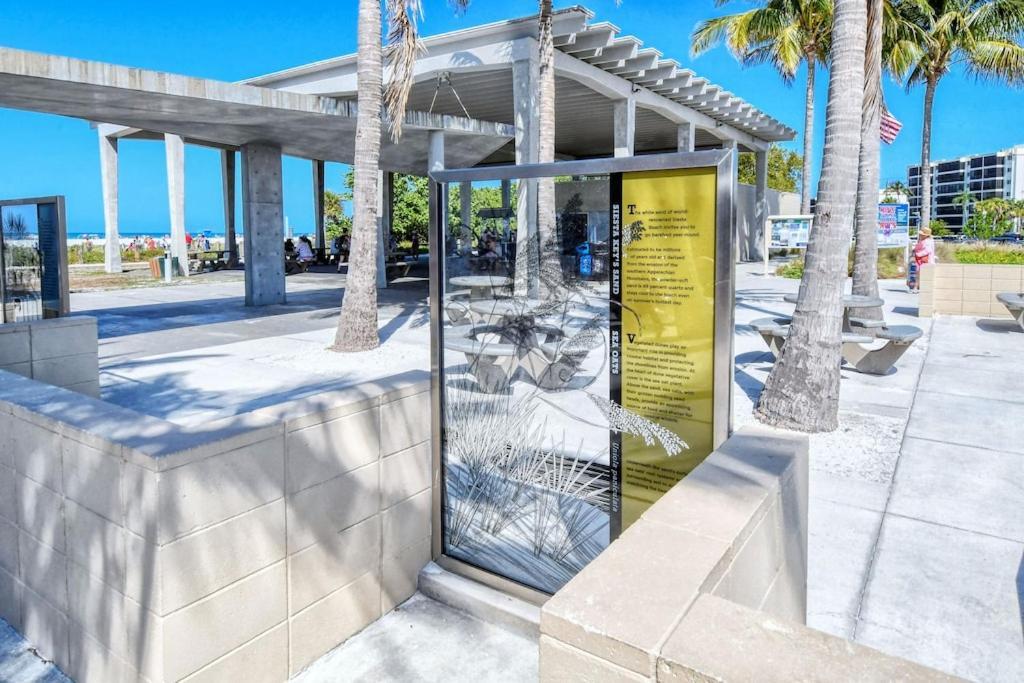 Canal 309 - Right In Siesta Key Village! מראה חיצוני תמונה