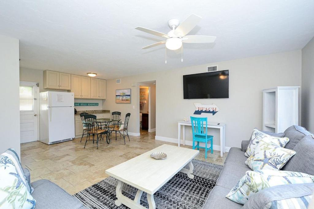 Canal 309 - Right In Siesta Key Village! מראה חיצוני תמונה