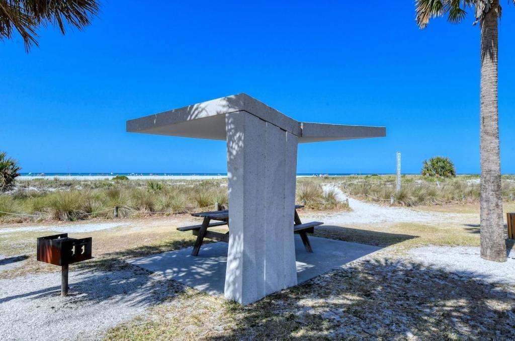 Canal 309 - Right In Siesta Key Village! מראה חיצוני תמונה